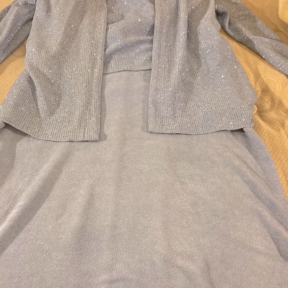 Elegant mother of the bride Dress sz-16 - Picture 1 of 11